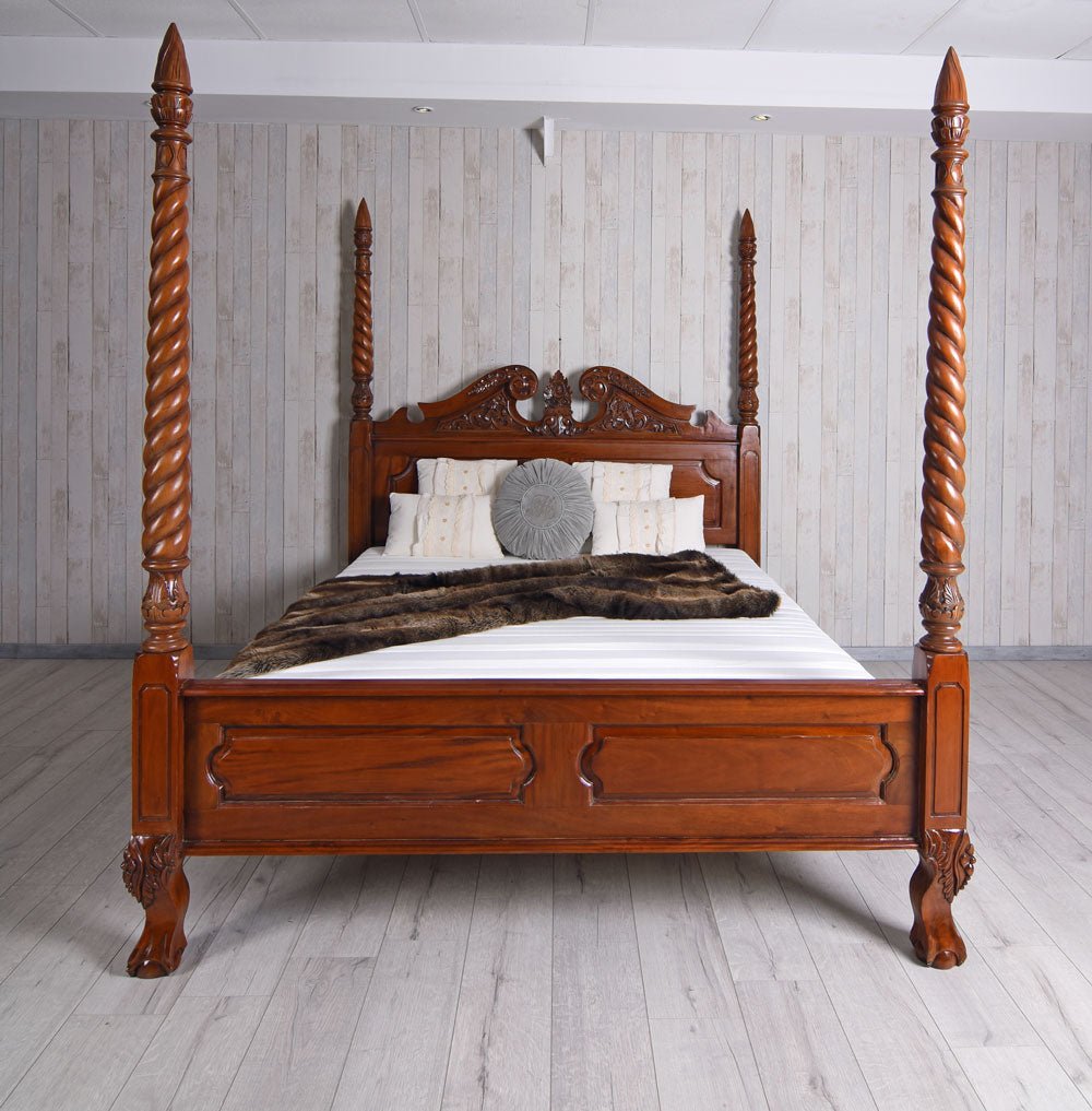 Himmelbett „VILLA ELEONORE“ – Mahagoni Ehebett mit Säulen (160×200 cm, Antik)