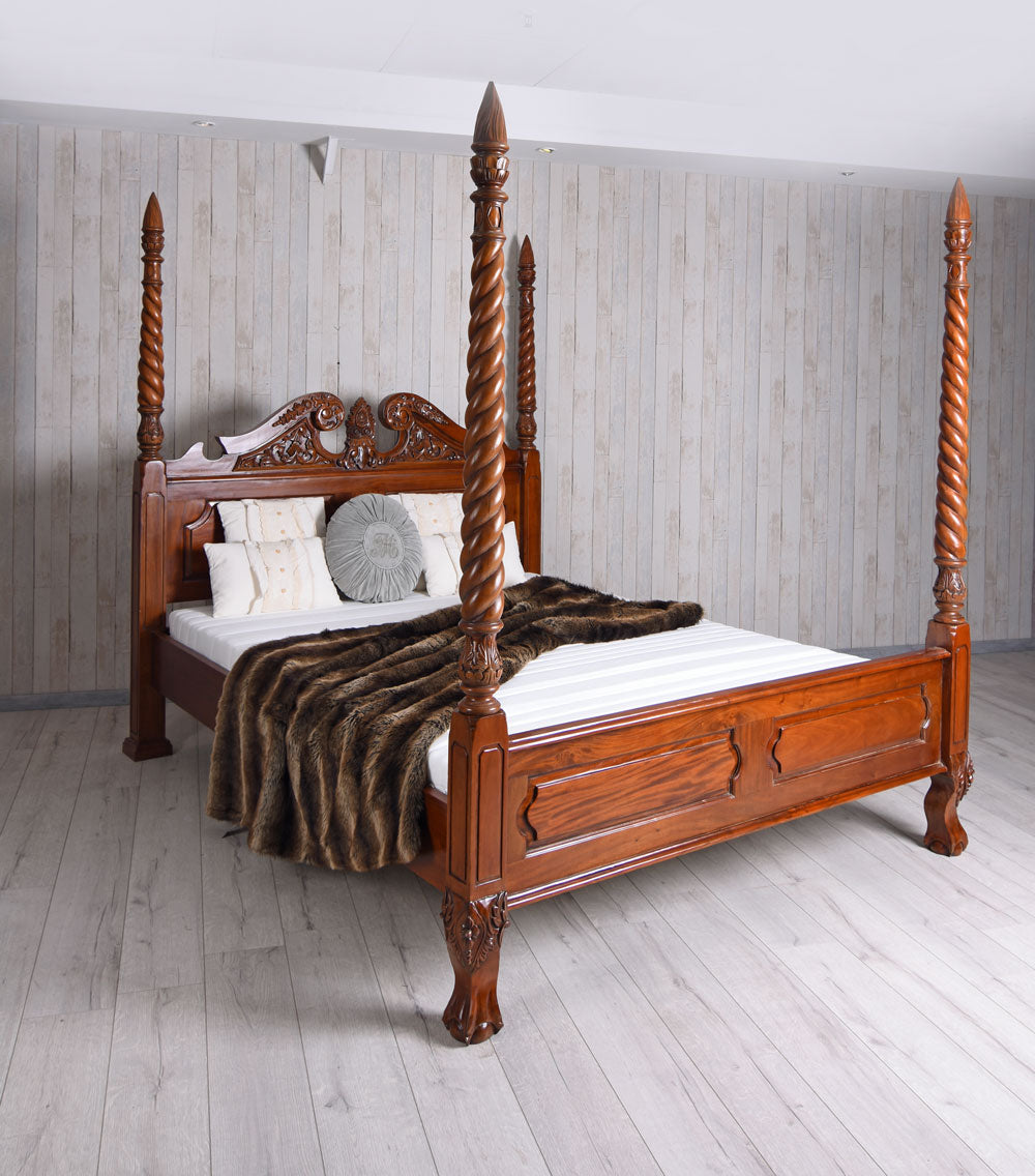 Himmelbett „VILLA ELEONORE“ – Mahagoni Ehebett mit Säulen (160×200 cm, Antik)