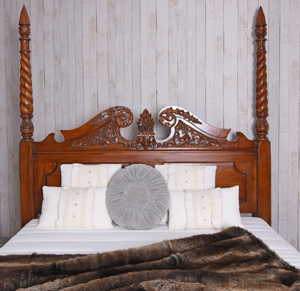 Himmelbett „VILLA ELEONORE“ – Mahagoni Ehebett mit Säulen (160×200 cm, Antik)