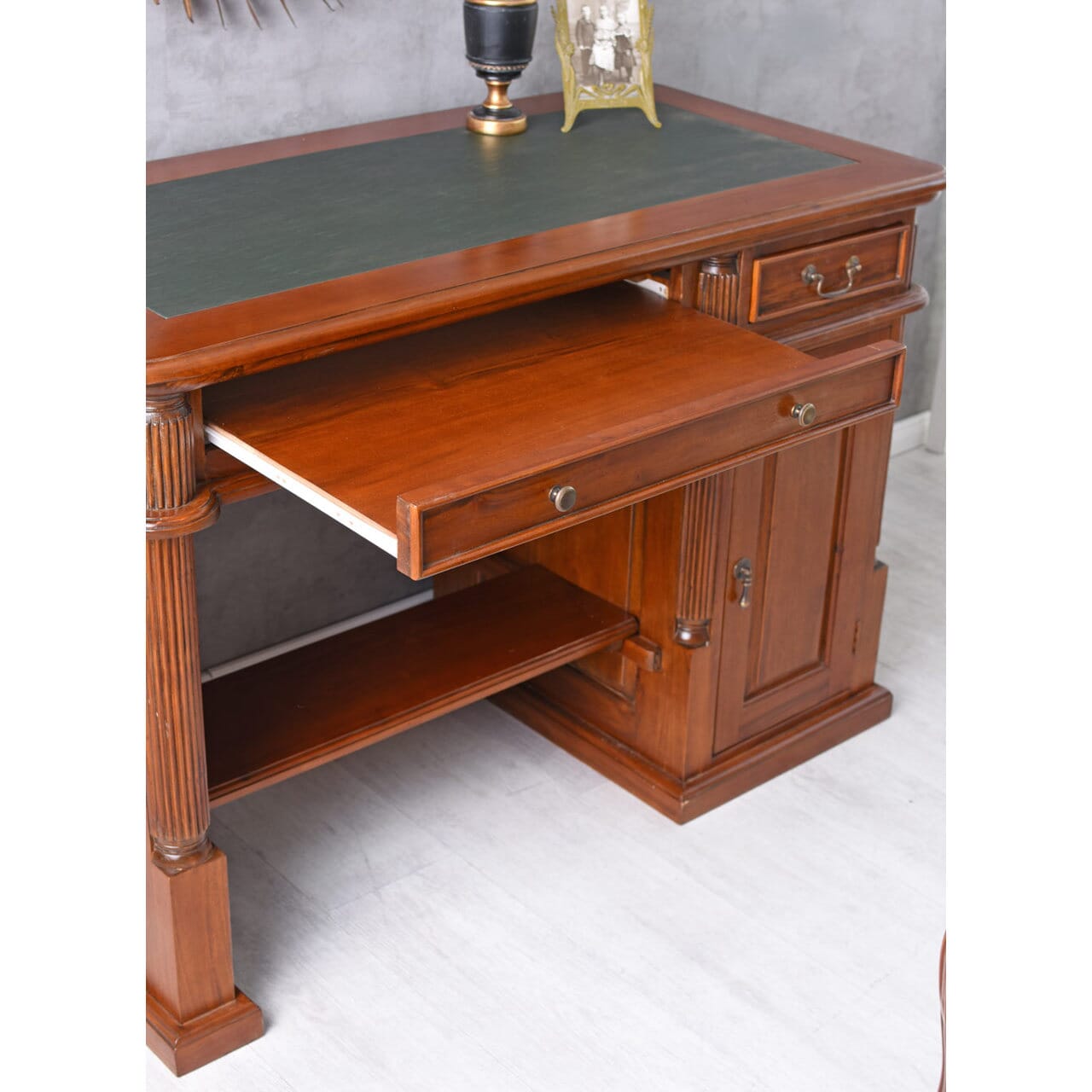 Schreibtisch Mahagoni Massivholz